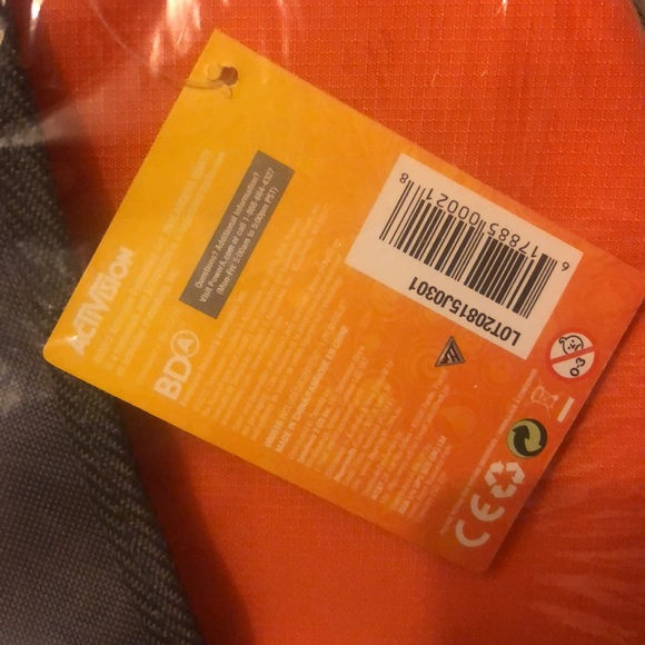 Power A Skylanders Mini Sling Carry Backpack Hold Up to 12 Figures New - Picture 4 of 4